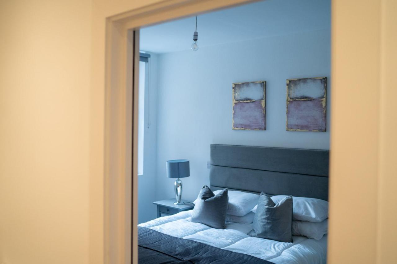 York Riverside Apartments エクステリア 写真