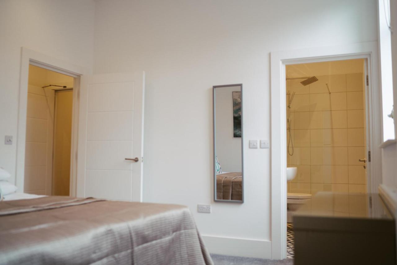 York Riverside Apartments エクステリア 写真