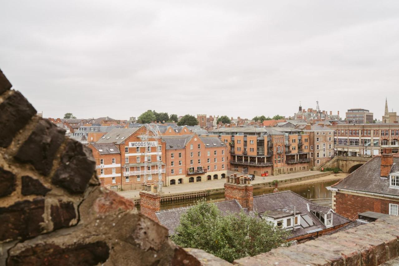 York Riverside Apartments エクステリア 写真